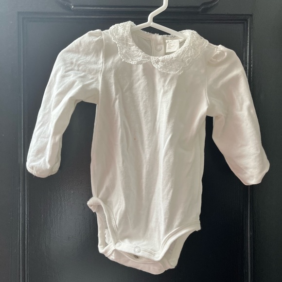 H&M Peter Pan Collar Shirt - Picture 2 of 3